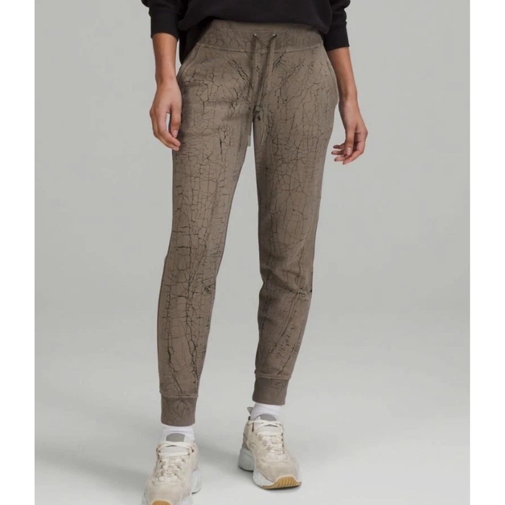 Lululemon Warm Down Jogger Sweatpants -Women's Sz 4- Thread Dye Athleisure